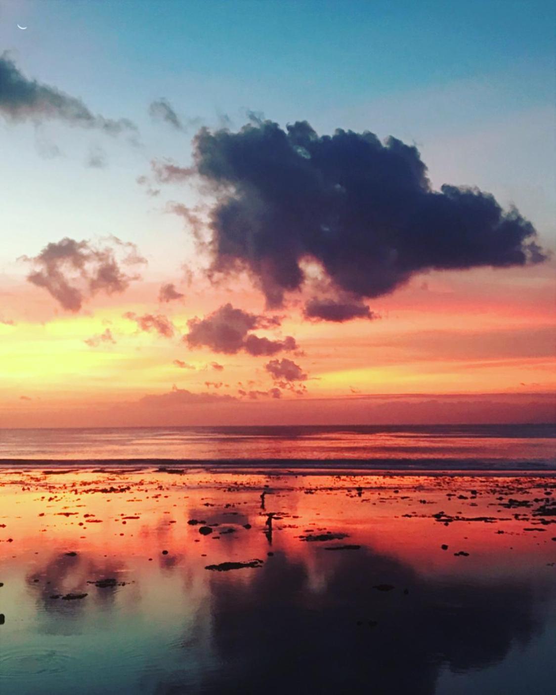 Bale Bingin Beachfront Stay أُلُواتو المظهر الخارجي الصورة