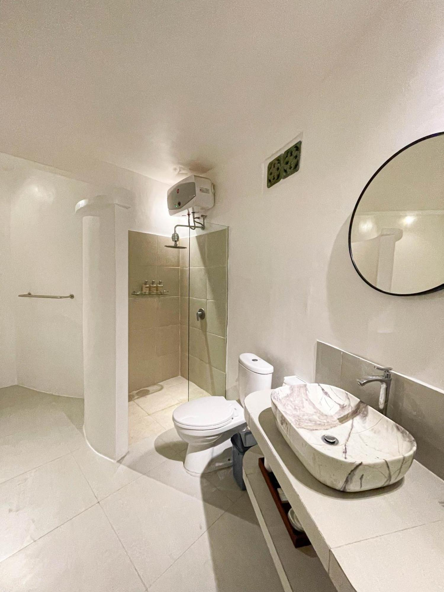 Bale Bingin Beachfront Stay أُلُواتو المظهر الخارجي الصورة