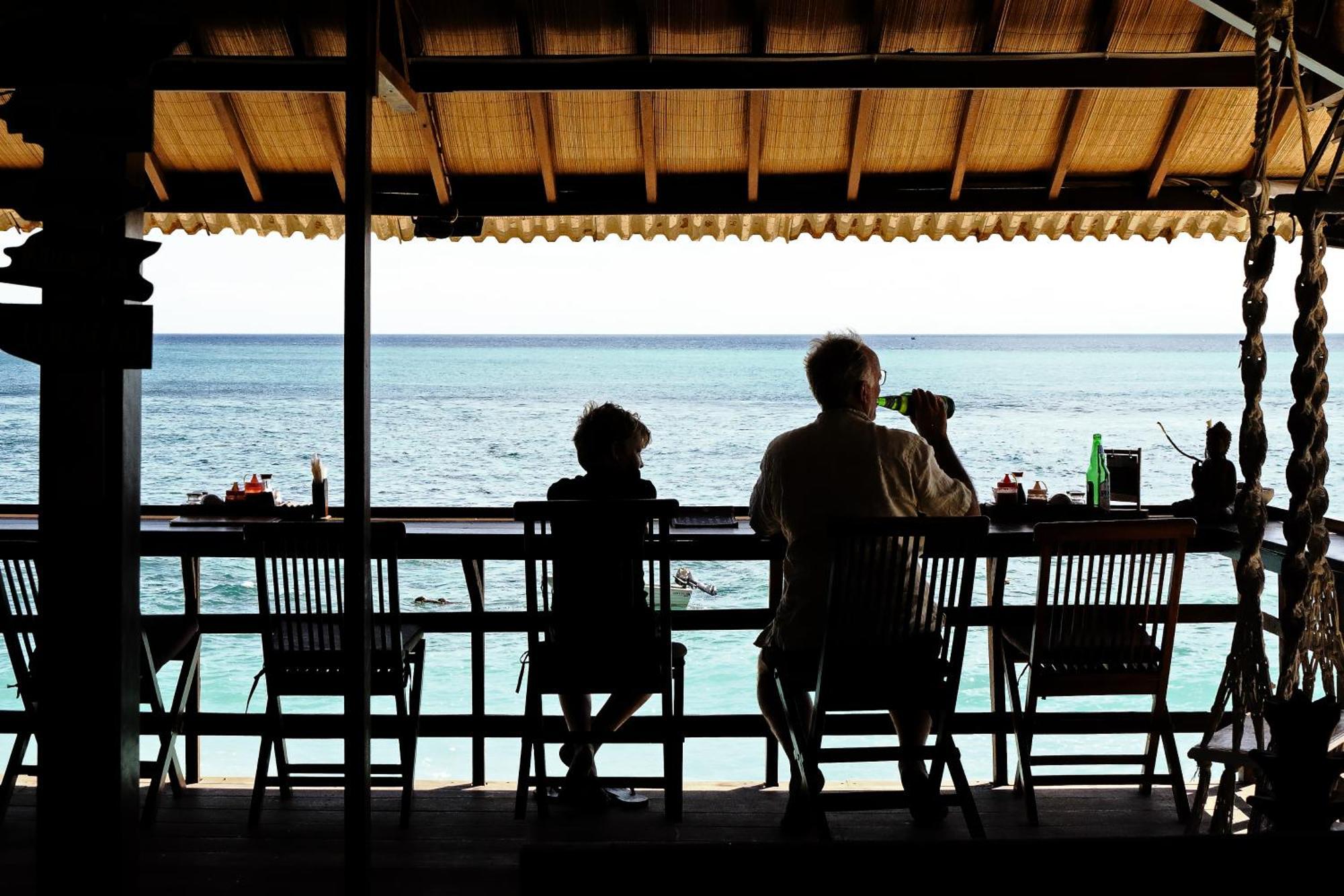 Bale Bingin Beachfront Stay أُلُواتو المظهر الخارجي الصورة