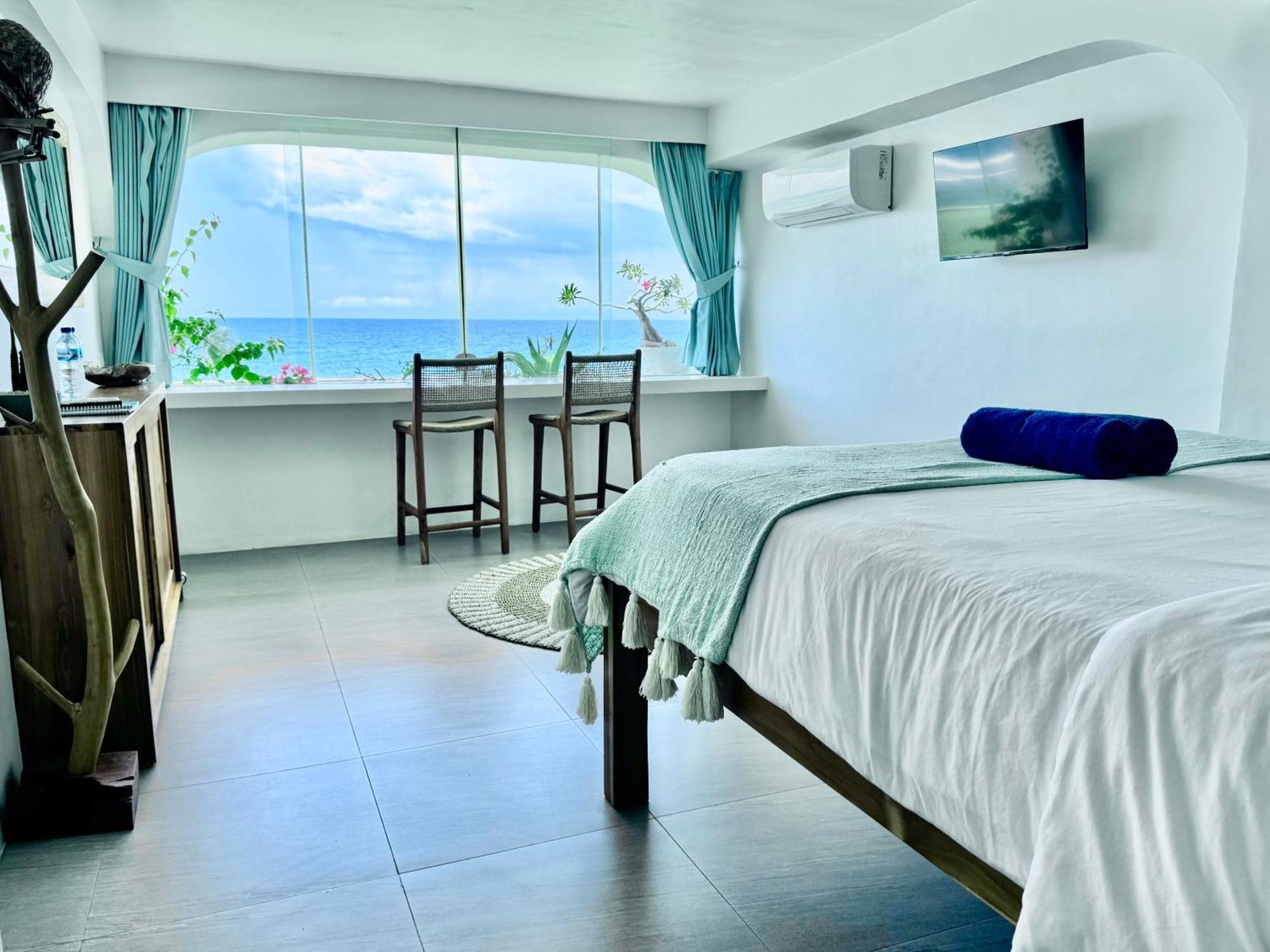 Bale Bingin Beachfront Stay أُلُواتو الغرفة الصورة