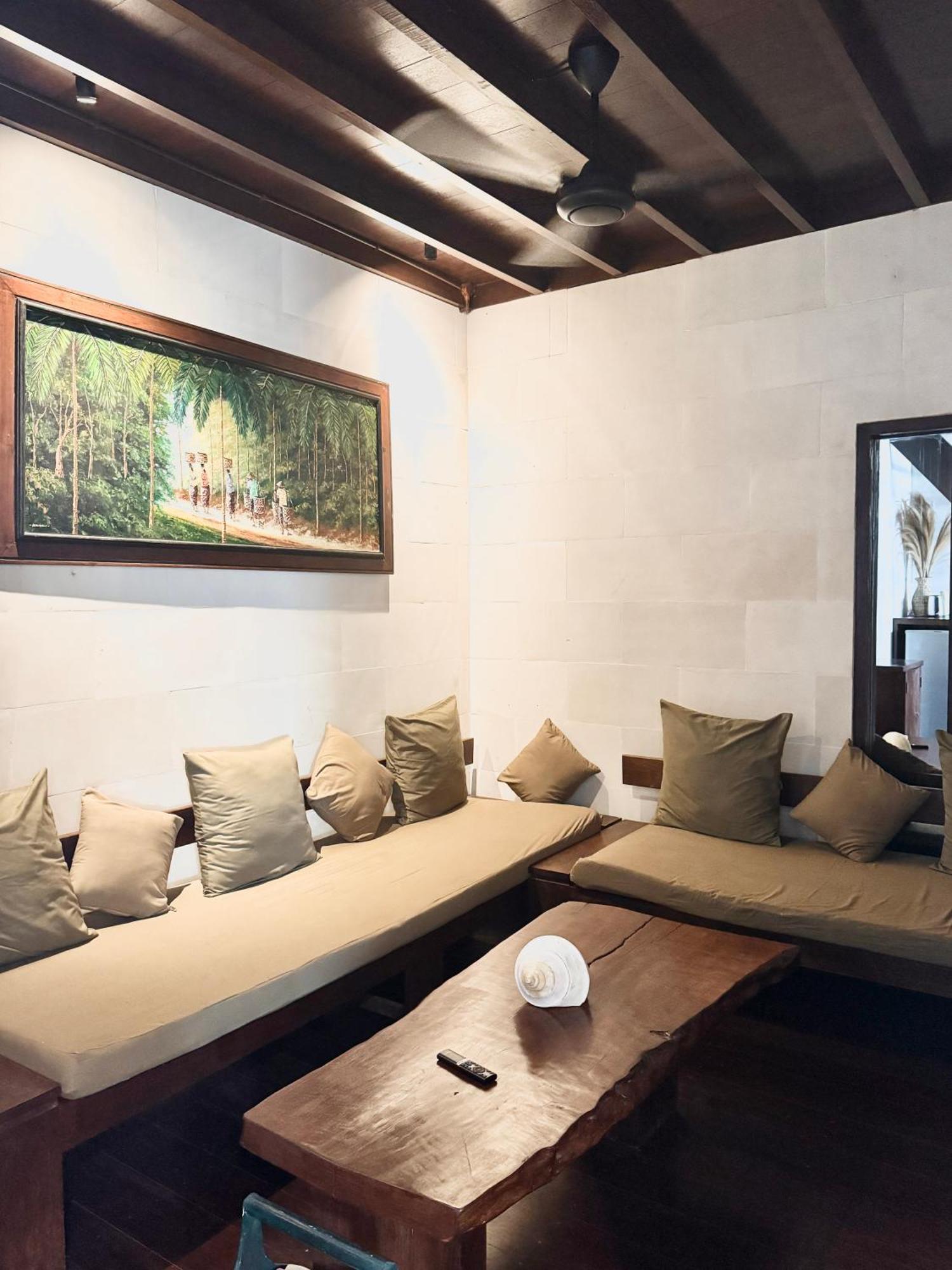 Bale Bingin Beachfront Stay أُلُواتو الغرفة الصورة