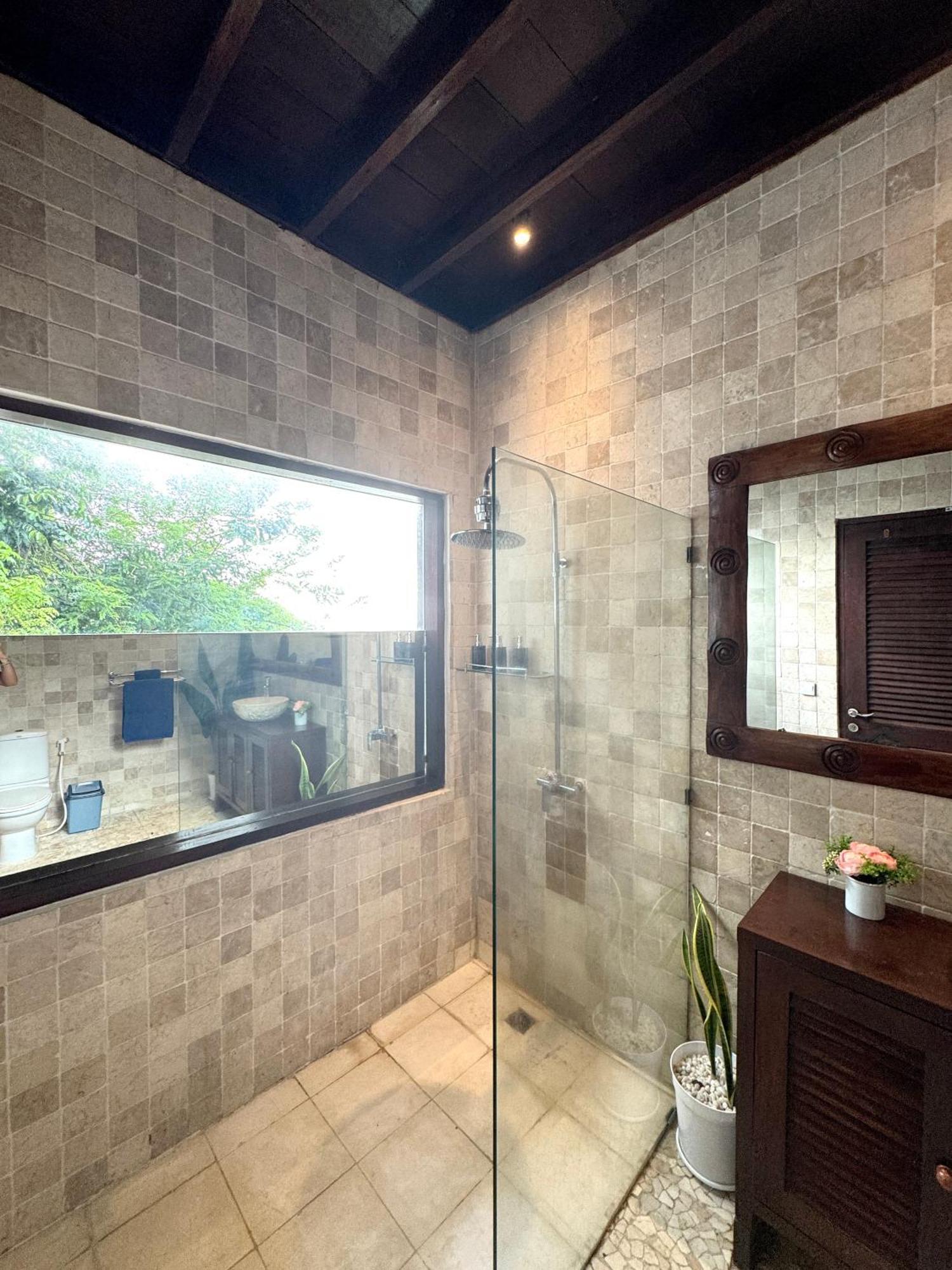 Bale Bingin Beachfront Stay أُلُواتو الغرفة الصورة